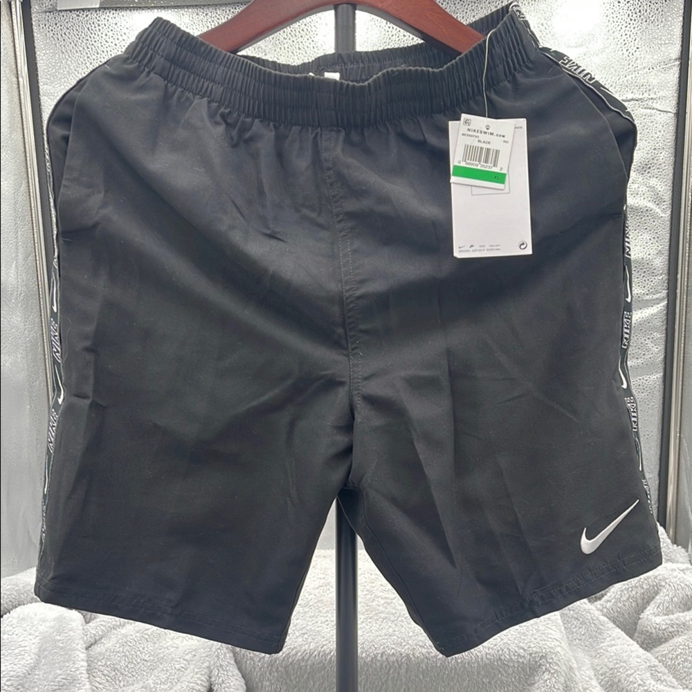 Nike boys Black Sports swim Shorts size xl boys